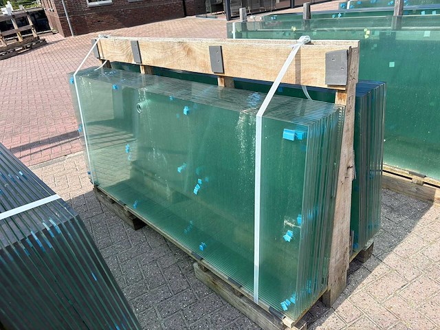 180st glaspanelen 10mm gehard veiligheidsglas - afbeelding 13 van  16