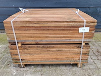 182 x guyana teak planken 25 x 140mm, lengte 65 cm - afbeelding 3 van  4