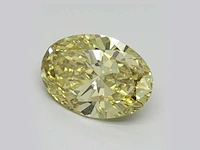 1,85 ct oval cut lichtgroene topaas – khaki groen