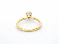 18k geelgouden solitair, ovaal moissaniet 1.00 ct - afbeelding 8 van  10