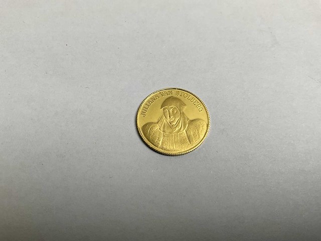 18k gouden penning juliana van stolberg (3,7 gram) - afbeelding 2 van  3