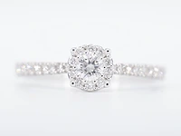 18k witgouden entourage ring, diamanten 0.80 ct - afbeelding 1 van  6
