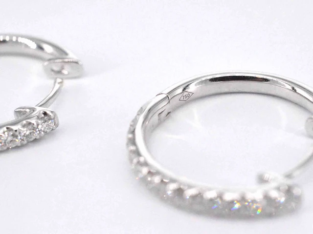 18k witgouden oorhangers, 26 diamanten 0.60 ct - afbeelding 4 van  9