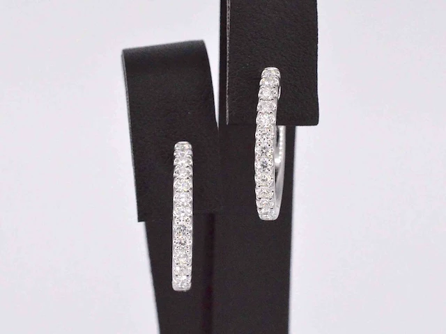 18k witgouden oorhangers, 26 diamanten 0.60 ct - afbeelding 5 van  9