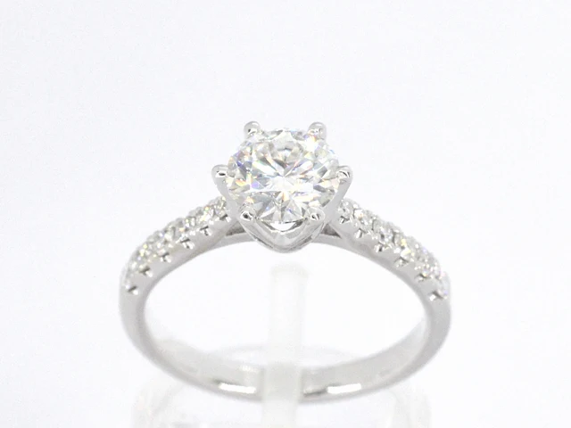 18k witgouden ring, moissaniet 1.00 ct en diamant 0.30 ct - afbeelding 1 van  8