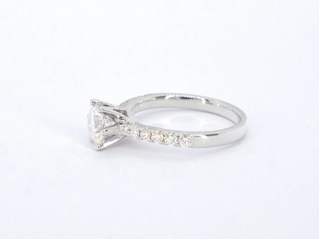 18k witgouden ring, moissaniet 1.00 ct en diamant 0.30 ct - afbeelding 4 van  8