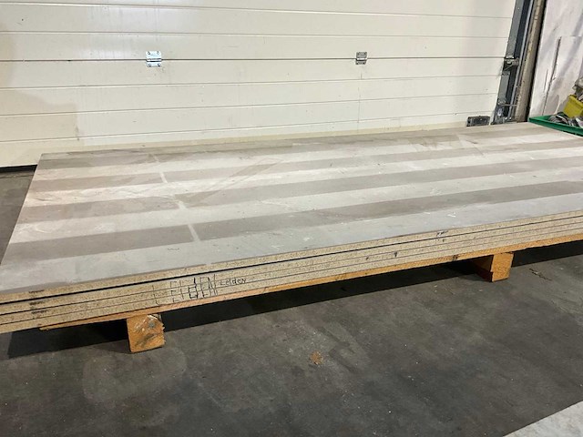 18mm cementvezelplaten 66m2 - afbeelding 2 van  6