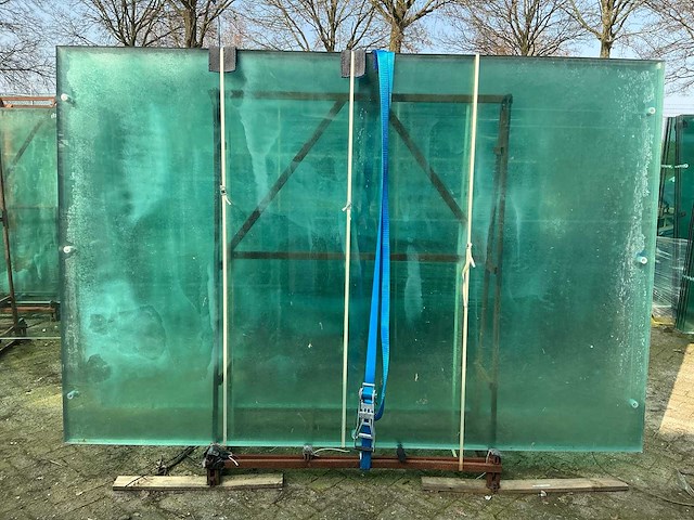 18x glasplaat op bok - afbeelding 1 van  2