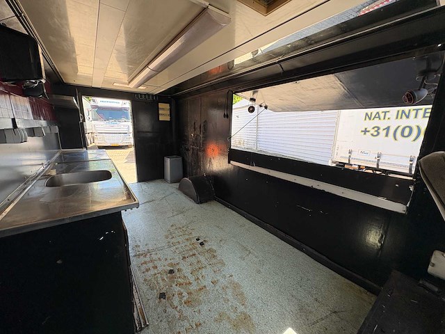 19 beaten 3500ce foodtrucks - afbeelding 4 van  14