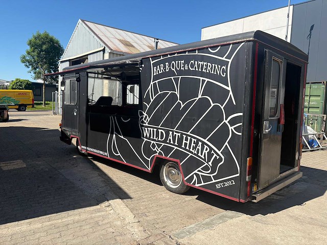 19 beaten 3500ce foodtrucks - afbeelding 1 van  14