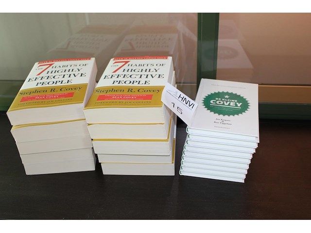19 boeken. the 7 habbits of highly effective people en de kleine covey - afbeelding 1 van  3