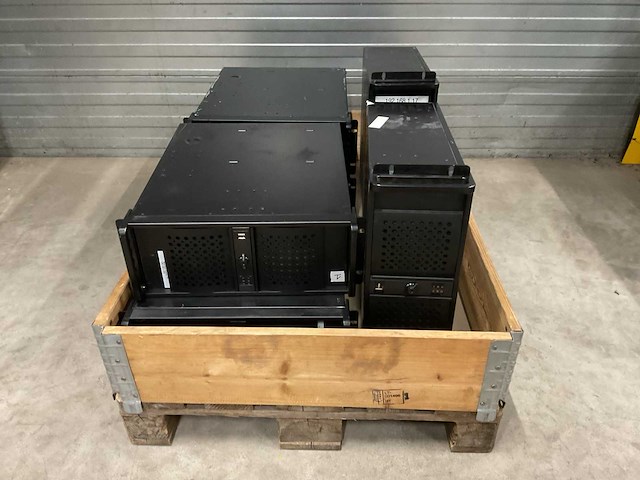 19” computersysteem (6x) - afbeelding 1 van  1