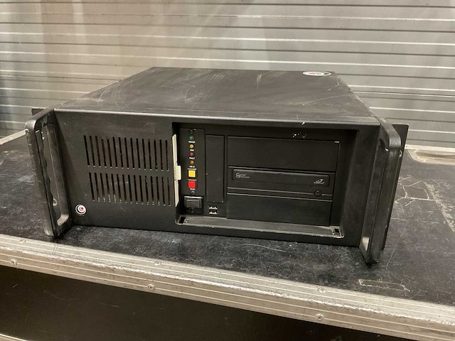 19” computersysteem - afbeelding 1 van  2