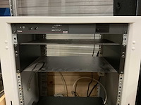19” kast incl. inhoud - afbeelding 2 van  3