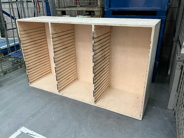 19” kast - afbeelding 1 van  3