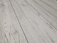 19 m2 laminaat plank - 1285 x 188 x 12 mm - afbeelding 1 van  3