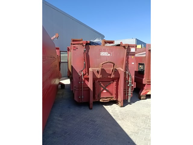 19 m3 haakarm afzet perscontainer, kiggen, 2012 - afbeelding 2 van  7