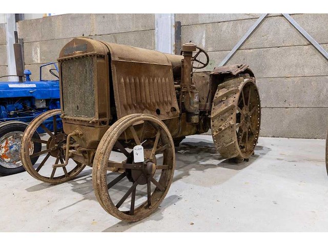 1922 deering oldtimer tractor - afbeelding 4 van  10