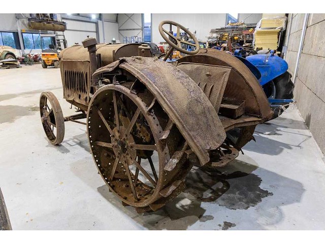 1922 deering oldtimer tractor - afbeelding 5 van  10