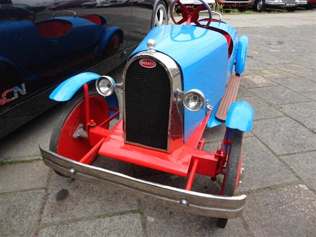 1928 bugatti eureka pedal car | original vintage pedal car - afbeelding 2 van  14