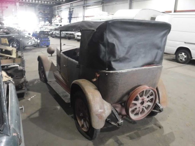 1929 fiat torpedo tourer | italian vintage touring car - afbeelding 11 van  20
