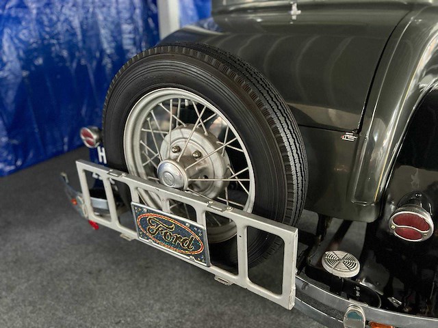 1930 ford a coupe a oldtimer - afbeelding 9 van  17