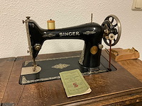 1930 singer 66 nostalgische naaimachine - afbeelding 2 van  8