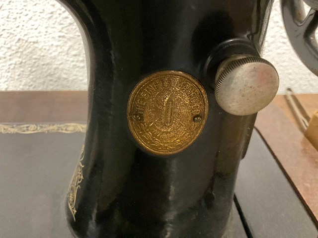 1930 singer 66 nostalgische naaimachine - afbeelding 4 van  8
