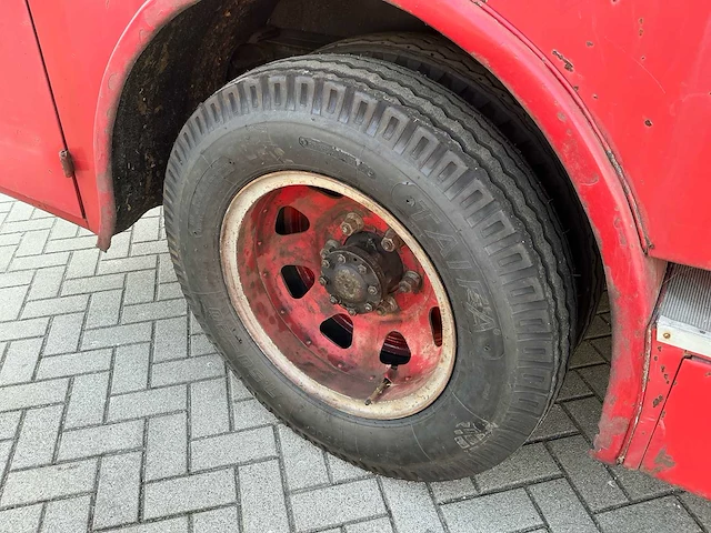 1937 volvo lv 84 t historische brandweerwagen västerfärnebo brandkår - afbeelding 17 van  61