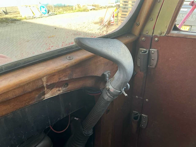 1937 volvo lv 84 t historische brandweerwagen västerfärnebo brandkår - afbeelding 37 van  61