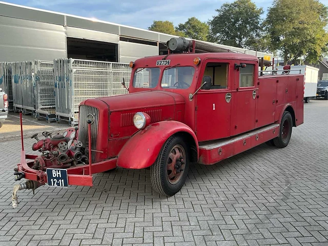 1937 volvo lv 84 t historische brandweerwagen västerfärnebo brandkår - afbeelding 1 van  61