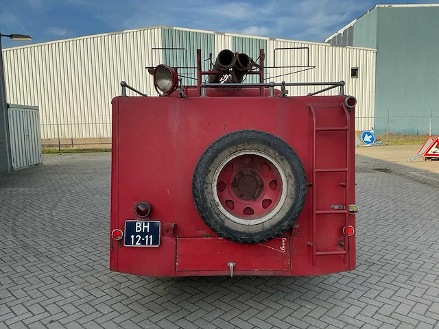 1937 volvo lv 84 t historische brandweerwagen västerfärnebo brandkår - afbeelding 34 van  61