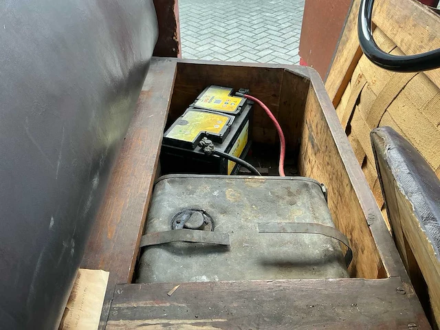 1937 volvo lv 84 t historische brandweerwagen västerfärnebo brandkår - afbeelding 57 van  61