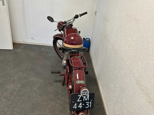 1938 d.k.w. rt 100 motorfiets - afbeelding 13 van  18