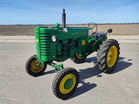 1943 john deere m oldtimer tractor