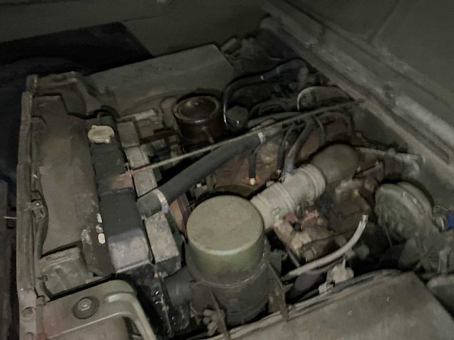 1944 willys jeep legervoertuig - afbeelding 15 van  18