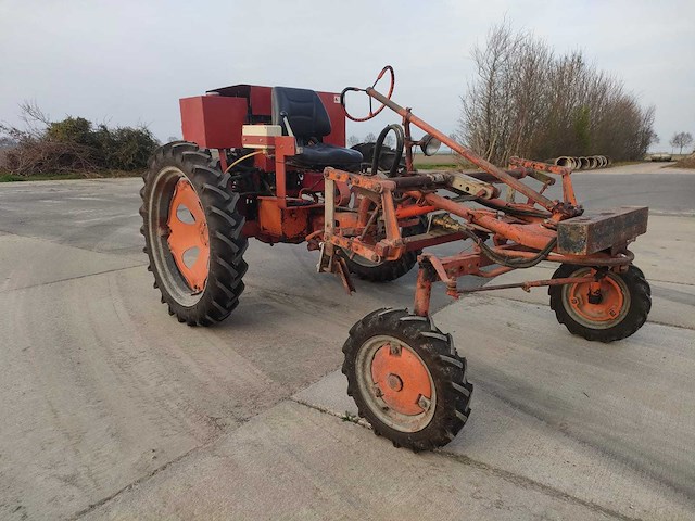 1947 allis chalmers g oldtimer tractor schoffelmachiene - afbeelding 8 van  14