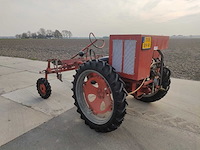 1947 allis chalmers g oldtimer tractor schoffelmachiene - afbeelding 9 van  14