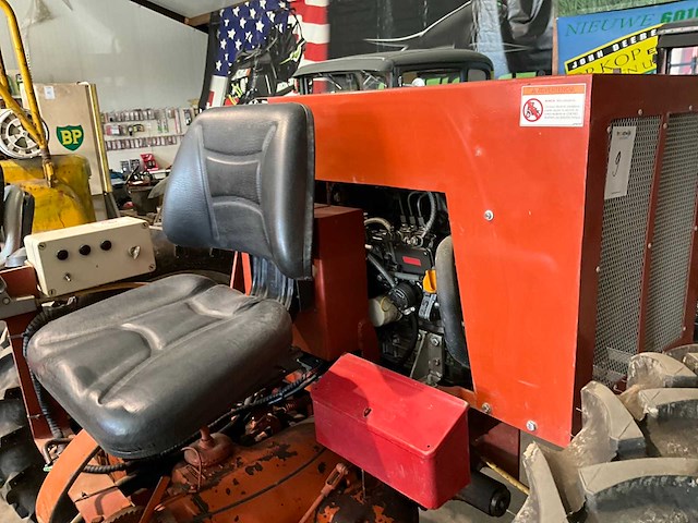 1947 allis chalmers g oldtimer tractor schoffelmachiene - afbeelding 12 van  14