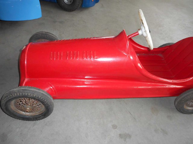 1950 alfa romeo pedal car | original vintage pedal car - afbeelding 11 van  12