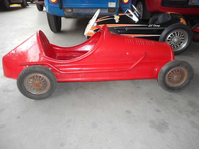 1950 alfa romeo pedal car | original vintage pedal car - afbeelding 12 van  12