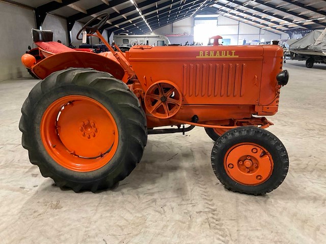 1950 renault r3042 oldtimer tractor - afbeelding 4 van  7