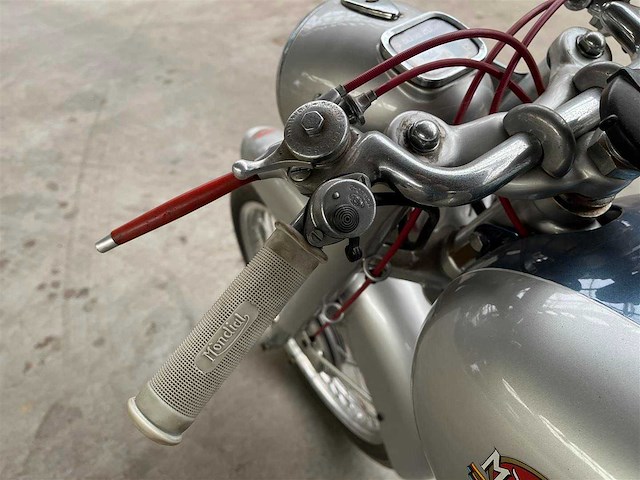 1950s mondial lusso sport 200cc | italian classic motorcycle - afbeelding 11 van  22