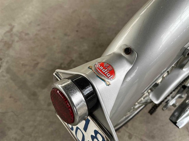1950s mondial lusso sport 200cc | italian classic motorcycle - afbeelding 4 van  22