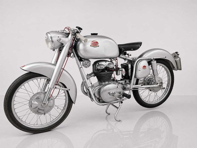 1950s mondial lusso sport 200cc | italian classic motorcycle - afbeelding 10 van  22