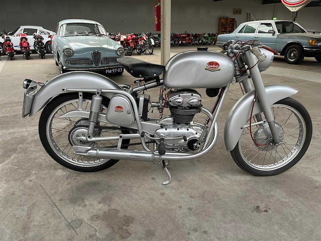 1950s mondial lusso sport 200cc | italian classic motorcycle - afbeelding 5 van  22