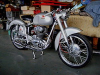 1950s mondial lusso sport 200cc | italian classic motorcycle - afbeelding 20 van  22