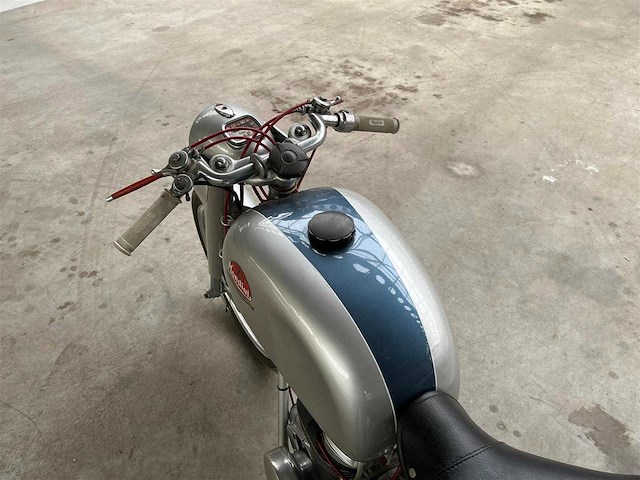 1950s mondial lusso sport 200cc | italian classic motorcycle - afbeelding 22 van  22