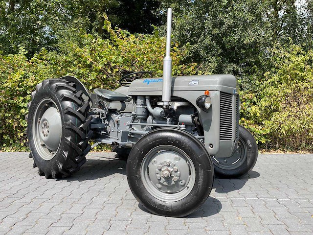 1951 ferguson te20 oldtimer tractor - afbeelding 10 van  27