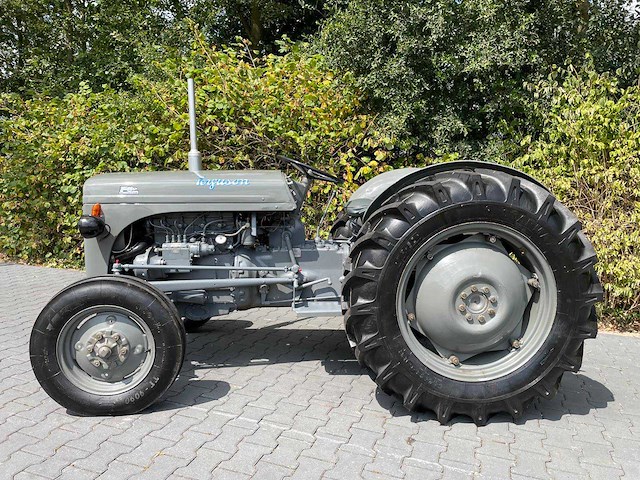 1951 ferguson te20 oldtimer tractor - afbeelding 11 van  27